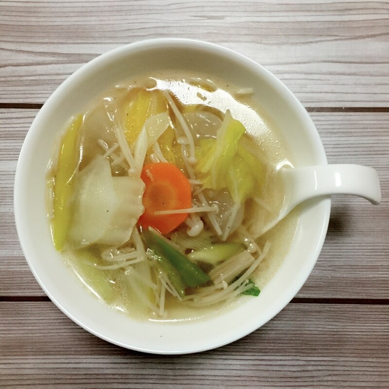 野菜たっぷり 中華スープ♪ レシピ・作り方 by ○まかろん○｜楽天レシピ